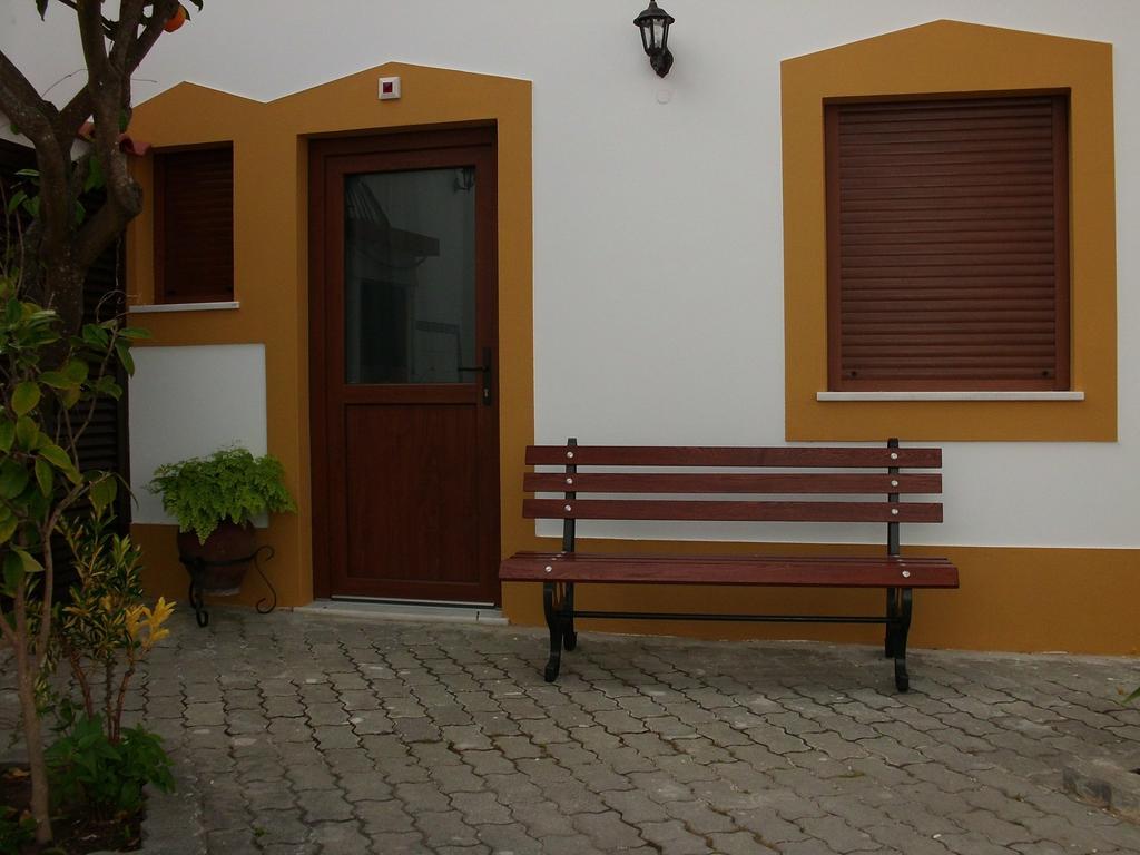 Sol Da Vila Віла-Нова-де-Мілфонтеш Номер фото